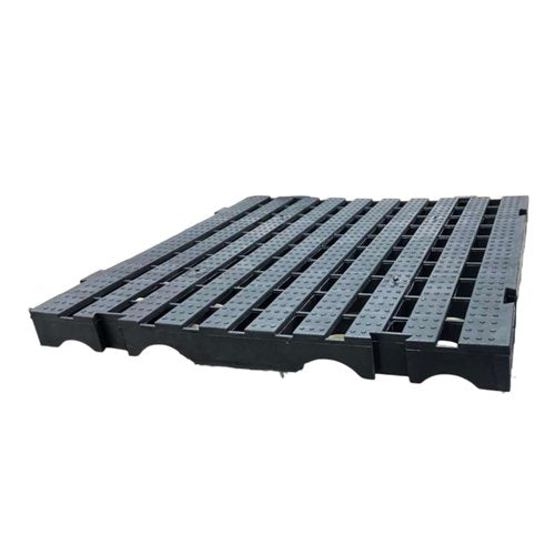 Piso Plástico Estrado Vazado 50x50cm - Preto